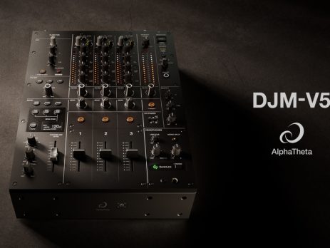 Alpha Theta DJM V5, elektronik müzik dünyasında yeni bir dönemi temsil ediyor.